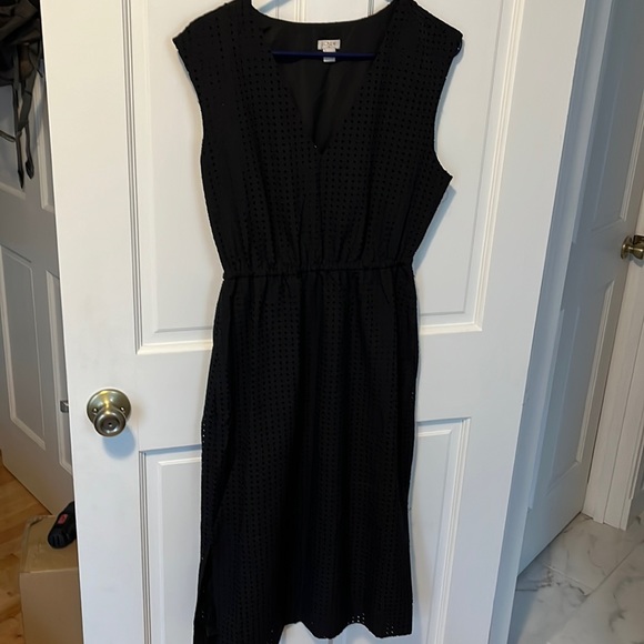 J. Crew Dresses & Skirts - Black J Crew Midi Dress with Pockets